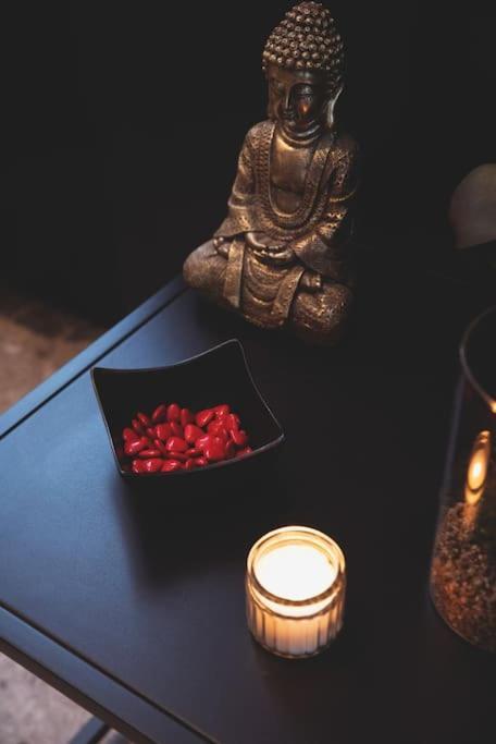 Love Room, La Douce Angevine Ανζέρ Εξωτερικό φωτογραφία